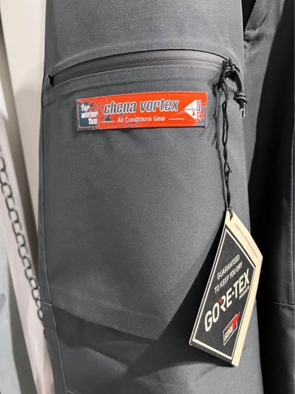 Nike ACG Gore-Tex Storm-FIT ADV Chena Vortex Snow Bib Pants Black Waterproof Win - Picture 2 of 10